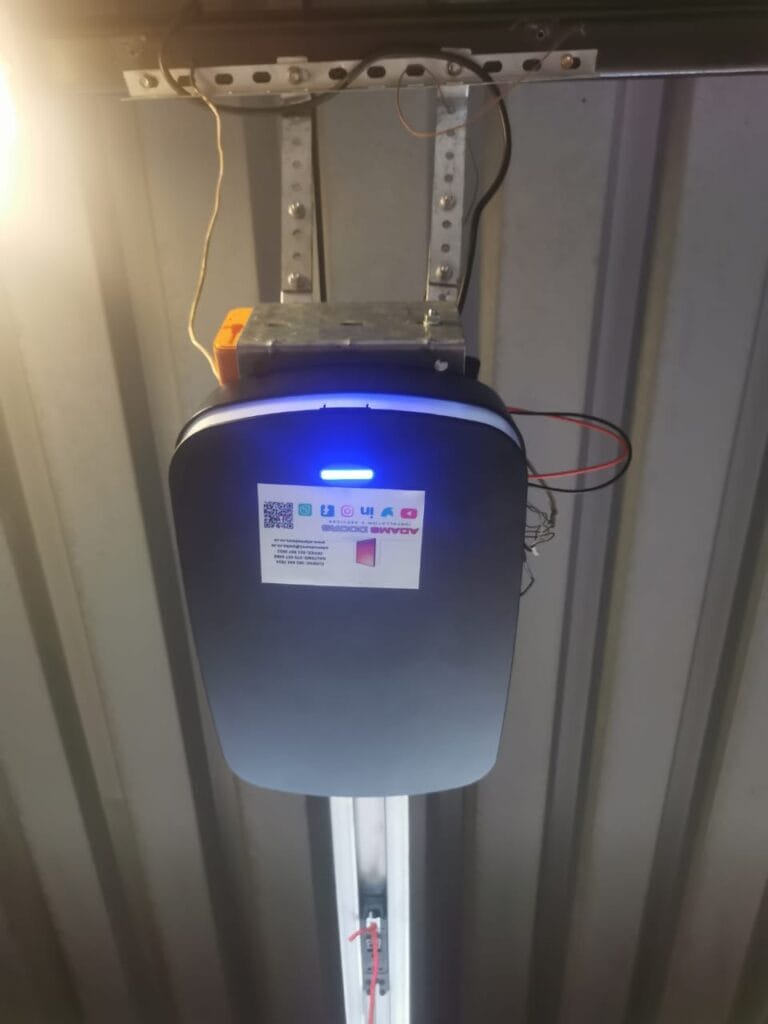 Magiclift garage door automation motor with built-in LED courtesy light